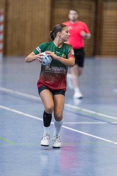 Bild 207 - wBJ HSG Kremperheide/Muensterdorf - HSG Joerl-Doppeleiche Vioel : Ergebnis: 34:23